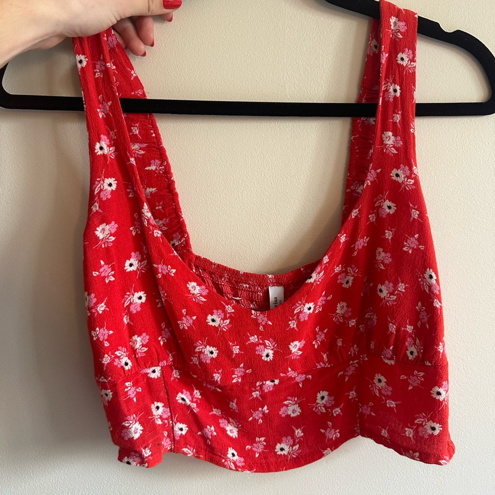stradivarius red floral tank top